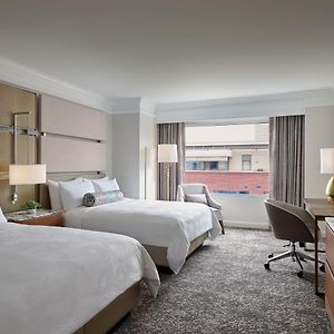 Deluxe Queen Room Two Queen Beds Courtyard View